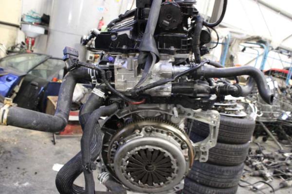 MOTEUR CITROEN / PEUGEOT 1.2VTI CODE HM05 10XVA7 - Vue 5